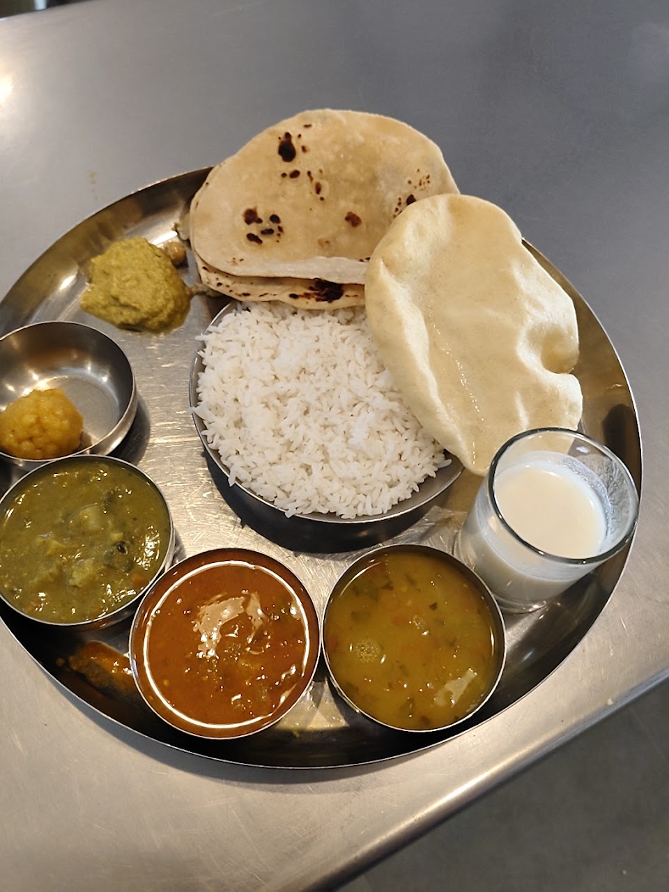 Arogya Ahaara HSR, photo 6 of 8 posted by diners