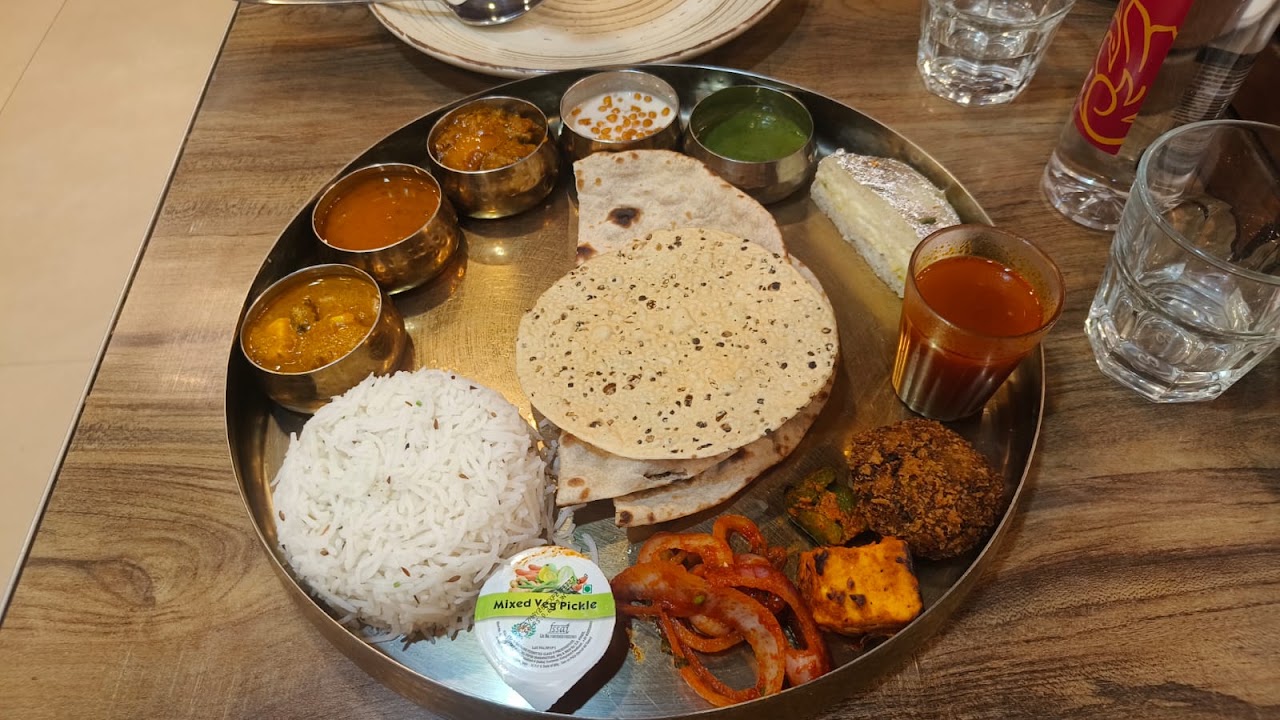 Thali at Bhartiya Jalpan