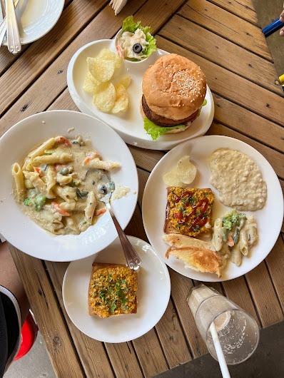 Chicken Burger at Cafe Medley