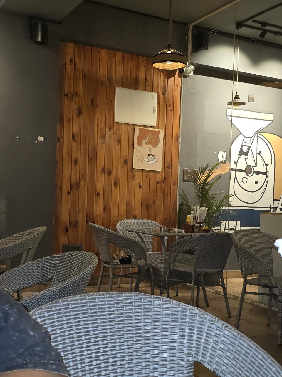 Chelvies Coffee Roastery, photo 5 of 8 posted by diners