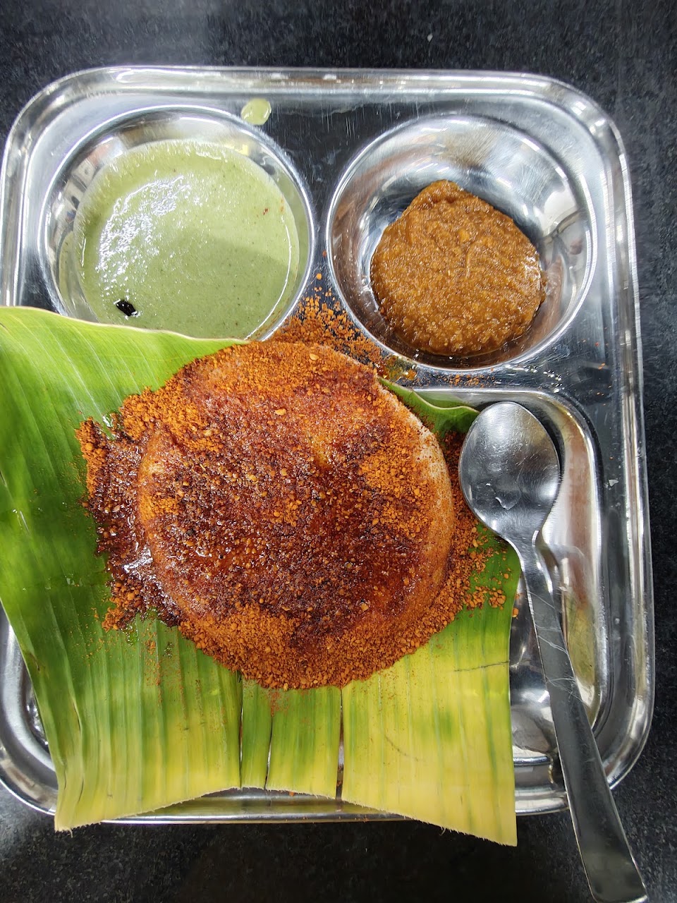 Thatte Idli at Davanagere Benne Dose Ruchi