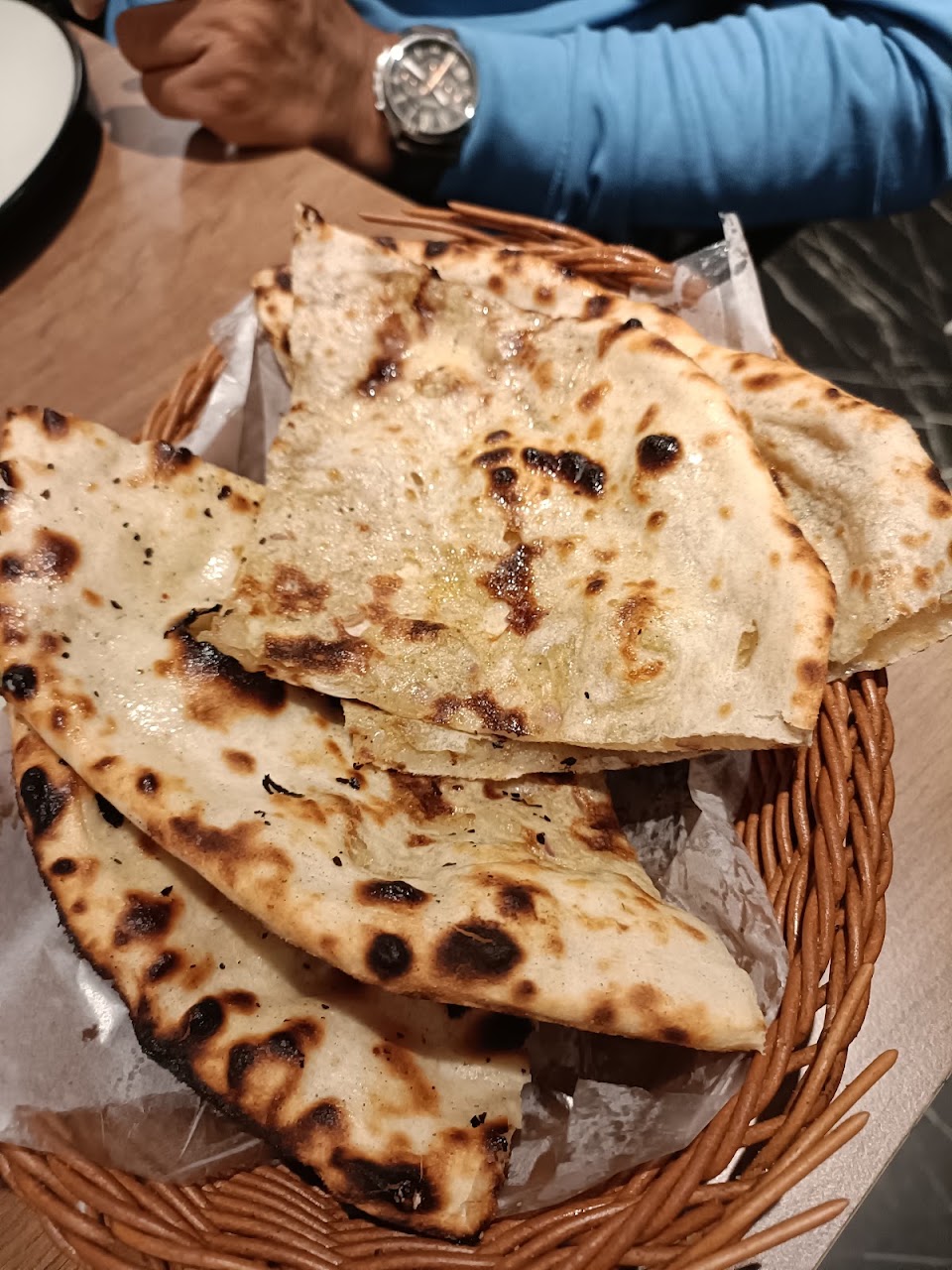Garlic Butter Naan at Kake Di Hatti Indiranagar