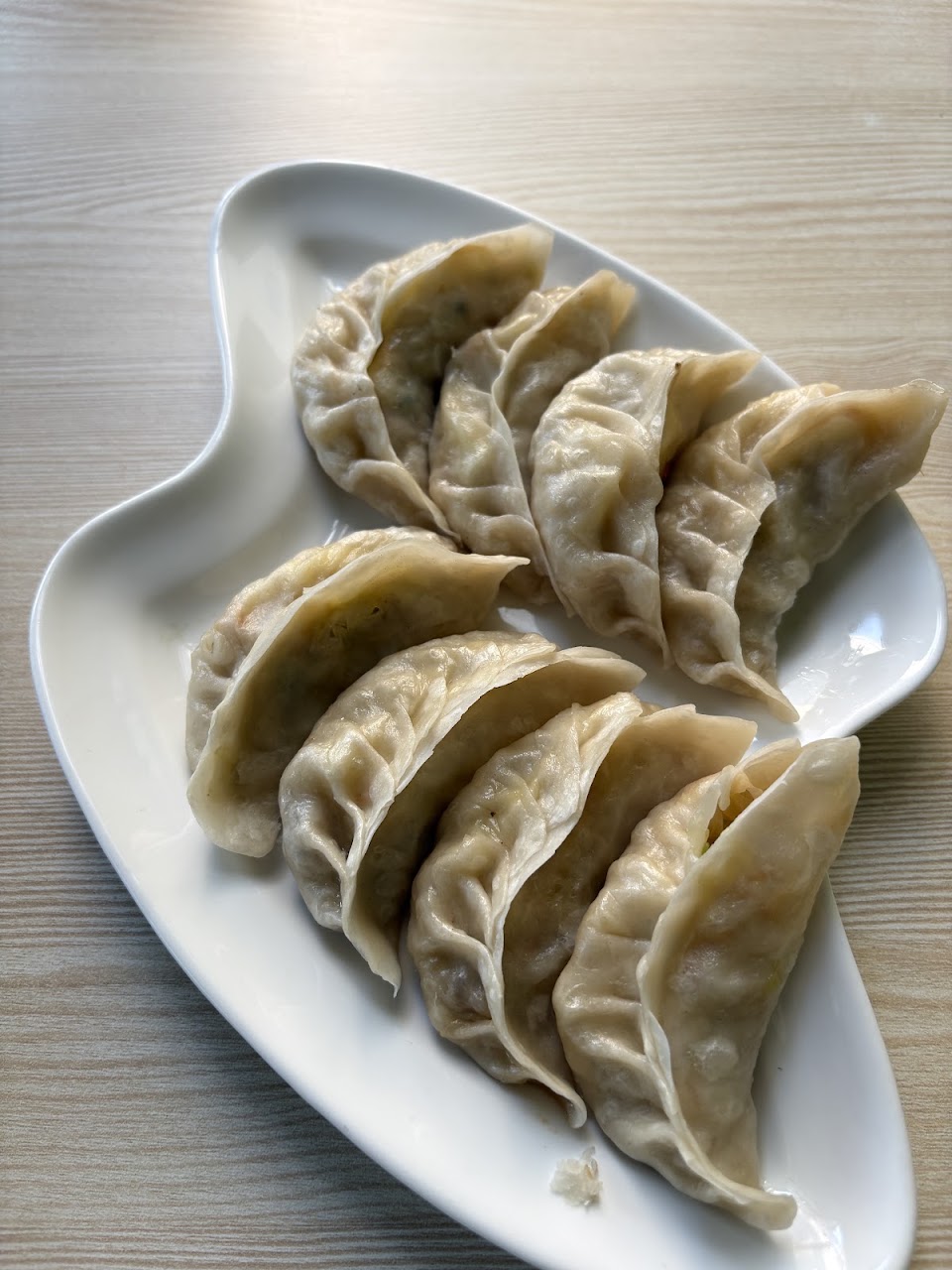 Chicken Momos at loyag tibetan restaurant Bangalore