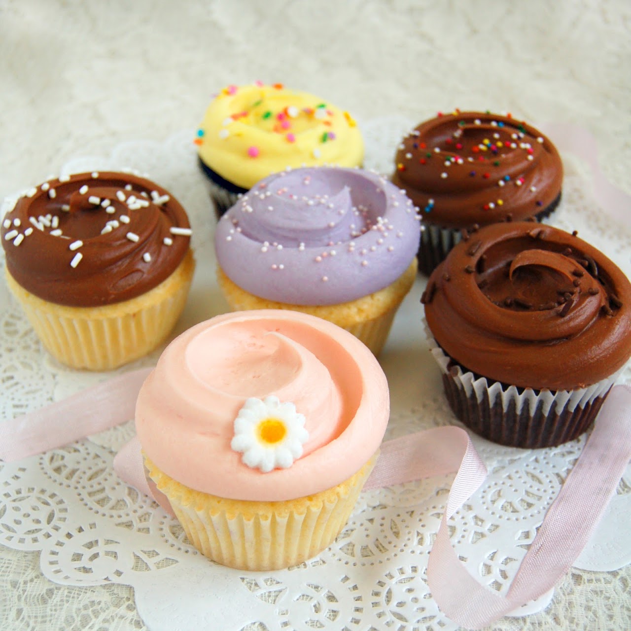 Hummingbird Cupcake at Magnolia Bakery