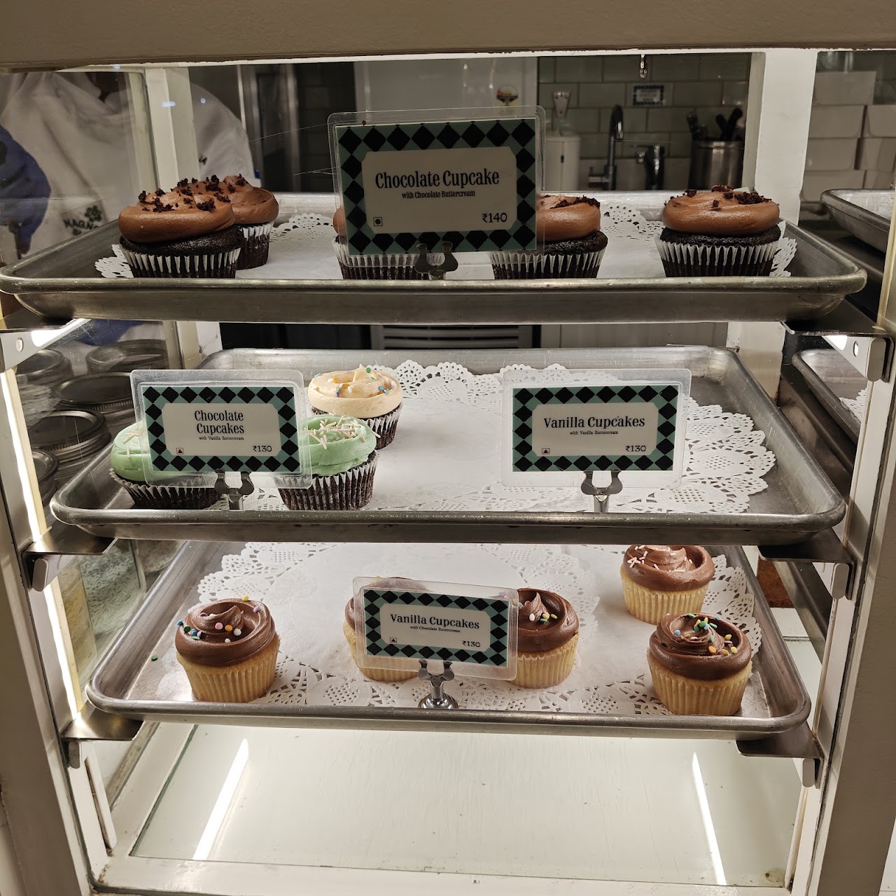 Magnolia Bakery, photo 3 of 8 posted by diners