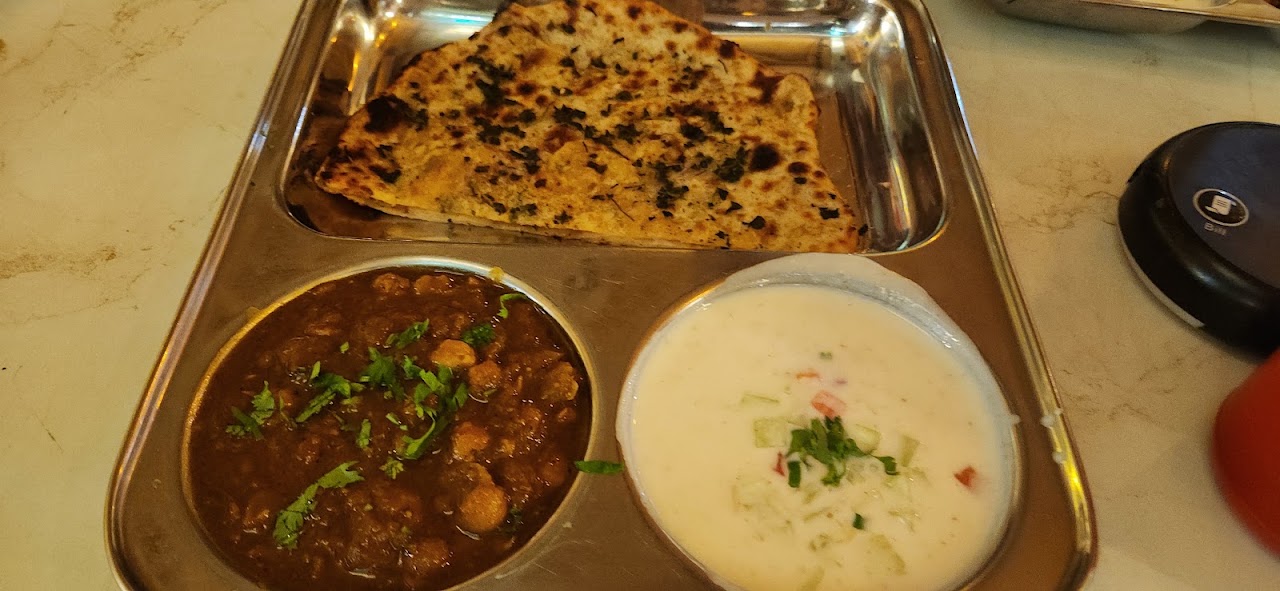 Punjabi Nukkad Pure Veg, photo 4 of 8 posted by diners