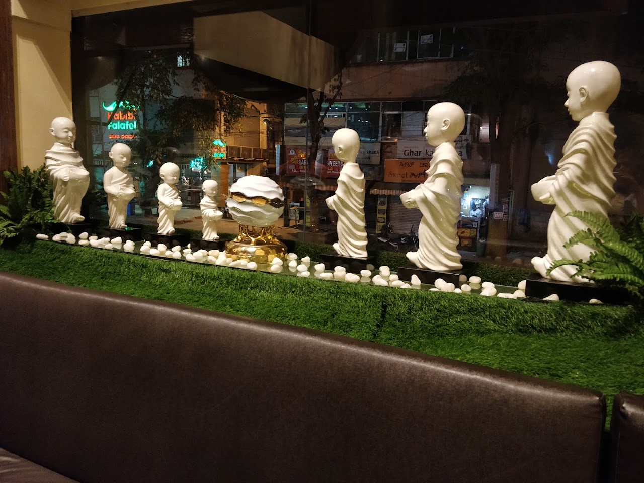 Roots Restaurant, photo 6 of 8 posted by diners