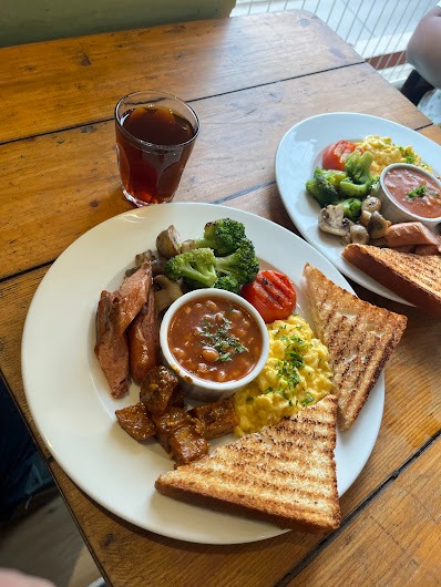 Eggs Benedict at TrueBrew Cafe & Restaurant